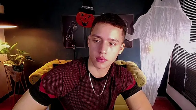 Snapshot of deivid_parker chatting on November 4, 2025, 1:32 pm deivid parker online show from November 4, 2025, 1:32 pm