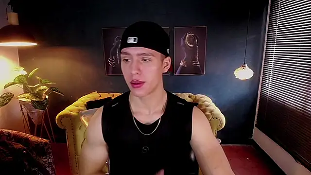 Snapshot of deivid_parker chatting on November 7, 2025, 2:28 pm deivid parker online show from November 7, 2025, 2:28 pm