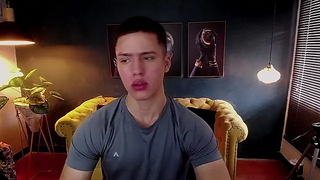 Snapshot of deivid_parker chatting on November 28, 2025, 1:47 pm deivid parker online show from November 28, 2025, 1:47 pm