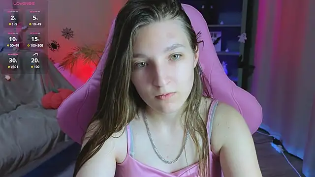 Snapshot of Mia_Myles chatting on October 29, 2025, 10:17 am Mia Myles online show from October 29, 2025, 10:17 am