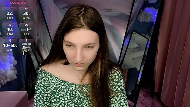 Snapshot of Mia_Myles chatting on December 14, 2025, 11:04 am Mia Myles online show from December 14, 2025, 11:04 am