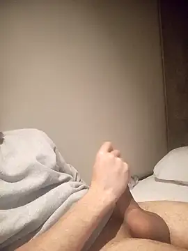 aA737y online show from December 14, 2025, 5:18 pm