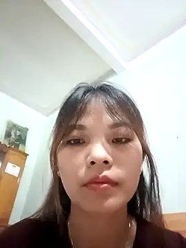 Snapshot of Ocnguyety chatting on September 28, 2025, 11:43 pm Ocnguyety online show from September 28, 2025, 11:43 pm