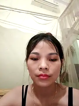 Snapshot of Ocnguyety chatting on October 17, 2025, 12:52 pm Ocnguyety online show from October 17, 2025, 12:52 pm