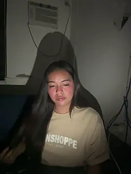 urasianlady online show from October 20, 2025, 4:07 pm