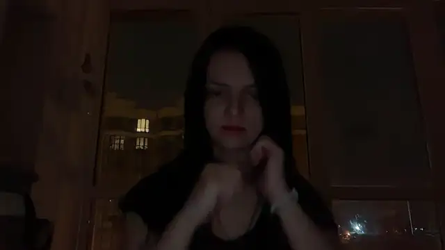 Snapshot of Sladosttss chatting on October 6, 2025, 7:11 pm Sladosttss online show from October 6, 2025, 7:11 pm