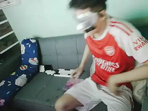 Snapshot of boyhigh1997 chatting on October 29, 2025, 7:43 am boyhigh1997 online show from October 29, 2025, 7:43 am