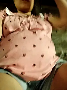 Snapshot of Rioo122 chatting on September 19, 2025, 1:56 pm Rioo122 online show from September 19, 2025, 1:56 pm