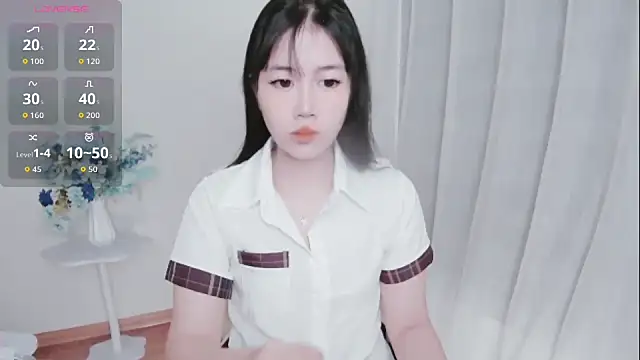 Snapshot of -Rose-Lucky- chatting on October 7, 2025, 1:25 am -Rose-Lucky- online show from October 7, 2025, 1:25 am