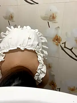 Snapshot of Ri210 chatting on October 11, 2025, 1:53 pm Ri210 online show from October 11, 2025, 1:53 pm