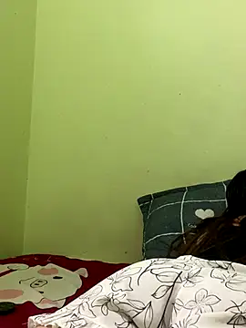 Snapshot of Ri210 chatting on November 27, 2025, 5:48 pm Ri210 online show from November 27, 2025, 5:48 pm