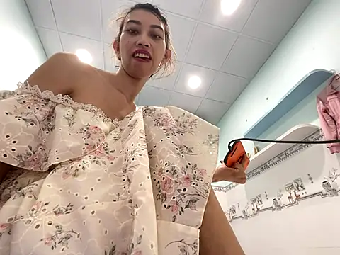 Snapshot of bimwet189 chatting on November 23, 2025, 2:11 am bimwet189 online show from November 23, 2025, 2:11 am