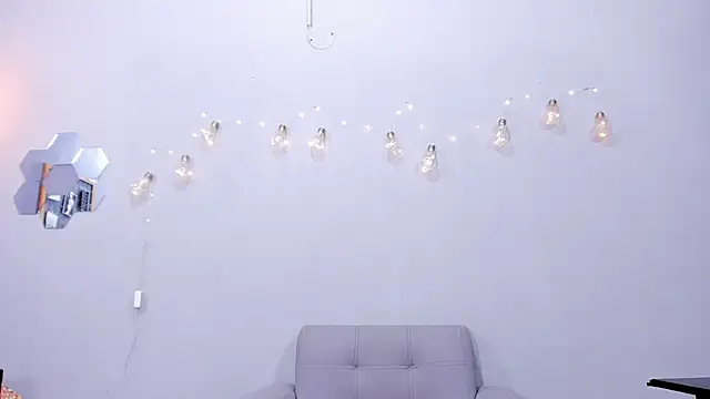 Snapshot of alianim chatting on September 21, 2025, 7:26 pm alianim online show from September 21, 2025, 7:26 pm