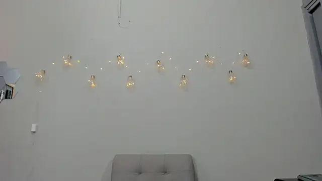 Snapshot of alianim chatting on November 23, 2025, 7:35 pm alianim online show from November 23, 2025, 7:35 pm