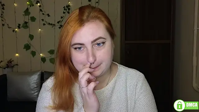 Alicia love00 online show from October 29, 2025, 6:26 am