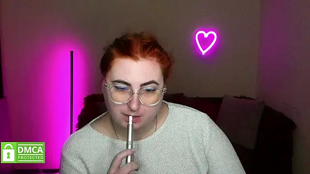 Alicia love00 online show from November 2, 2025, 6:27 am