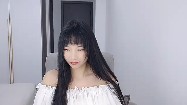 Lisa-3333 online show from October 17, 2025, 2:30 pm