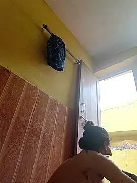 ISHANI-SINGH online show from October 25, 2025, 2:52 am