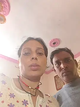 ISHANI-SINGH online show from November 13, 2025, 4:11 am