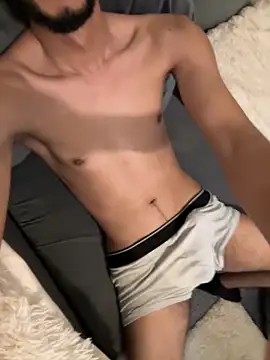 saki101 online show from December 4, 2025, 12:42 am