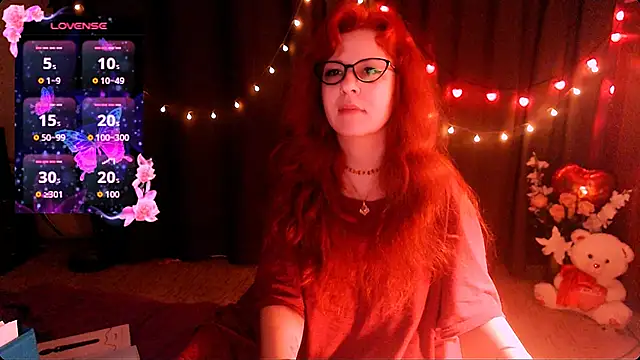 Crystal2207 online show from December 2, 2025, 5:02 am