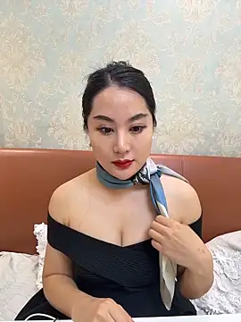 Snapshot of Candice888 chatting on November 25, 2025, 1:44 pm Candice888 online show from November 25, 2025, 1:44 pm