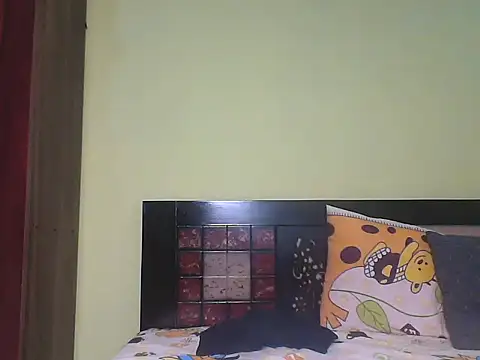 mickle james online show from October 5, 2025, 4:11 am