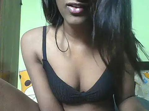 mickle james online show from October 7, 2025, 7:22 pm