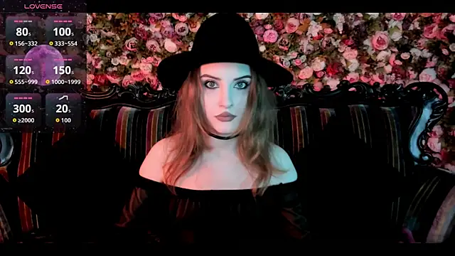 Snapshot of EllieMori chatting on November 23, 2025, 1:33 pm EllieMori online show from November 23, 2025, 1:33 pm