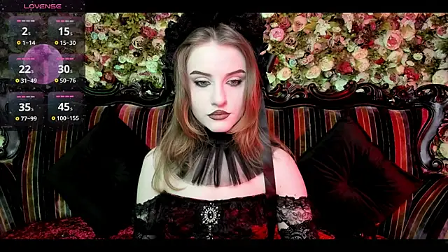 Snapshot of EllieMori chatting on November 27, 2025, 7:43 am EllieMori online show from November 27, 2025, 7:43 am