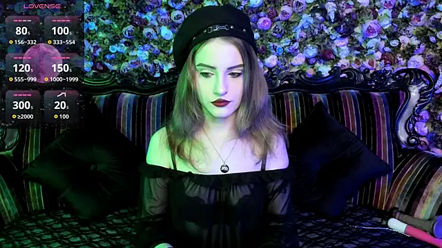 Snapshot of EllieMori chatting on November 29, 2025, 7:44 am EllieMori online show from November 29, 2025, 7:44 am