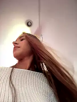 Natalia vidal online show from October 1, 2025, 1:28 pm