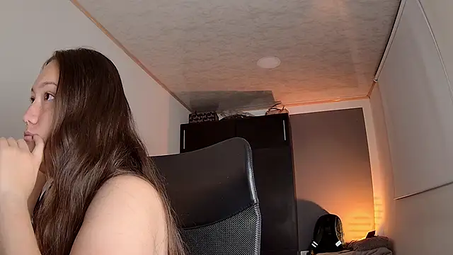 Violet moon24 online show from September 23, 2025, 11:02 am