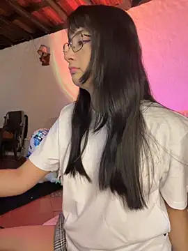 kaori 77 online show from November 3, 2025, 1:29 am