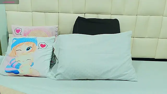 Snapshot of gisell_gomez chatting on October 29, 2025, 11:12 am gisell gomez online show from October 29, 2025, 11:12 am