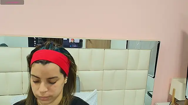 Snapshot of gisell_gomez chatting on November 8, 2025, 12:16 pm gisell gomez online show from November 8, 2025, 12:16 pm