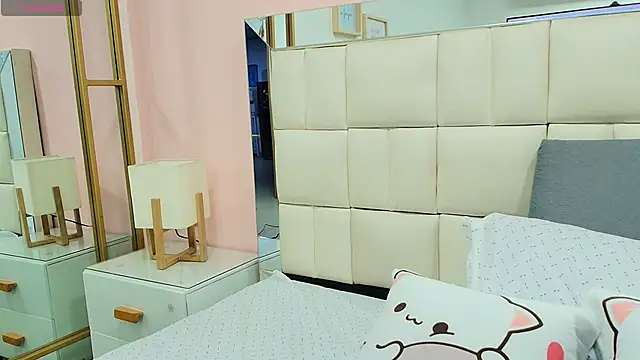 Snapshot of gisell_gomez chatting on November 15, 2025, 12:13 pm gisell gomez online show from November 15, 2025, 12:13 pm