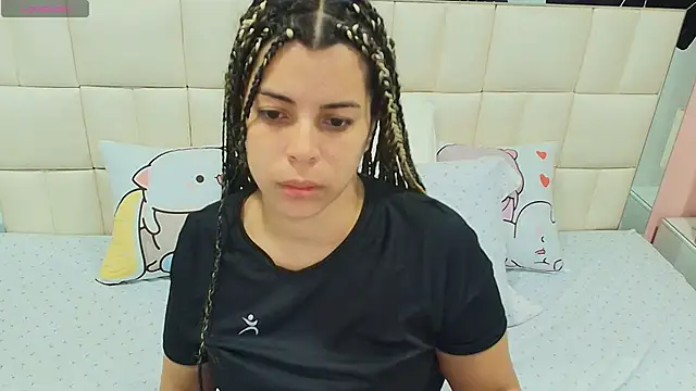 Snapshot of gisell_gomez chatting on November 29, 2025, 12:19 pm gisell gomez online show from November 29, 2025, 12:19 pm