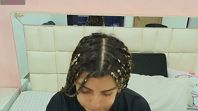 Snapshot of gisell_gomez chatting on December 5, 2025, 12:03 pm gisell gomez online show from December 5, 2025, 12:03 pm