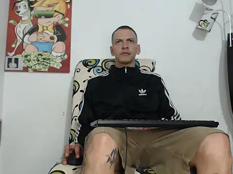 Snapshot of Thomasjons_ chatting on September 18, 2025, 1:40 am Thomasjons online show from September 18, 2025, 1:40 am