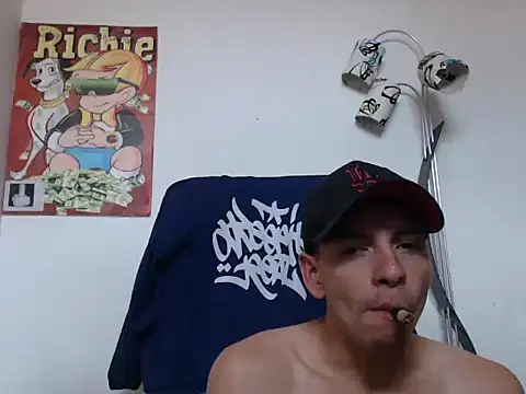 Snapshot of Thomasjons_ chatting on October 1, 2025, 4:02 pm Thomasjons online show from October 1, 2025, 4:02 pm