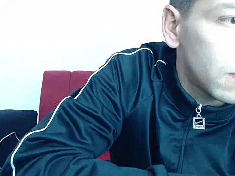 Snapshot of Thomasjons_ chatting on October 4, 2025, 3:54 pm Thomasjons online show from October 4, 2025, 3:54 pm