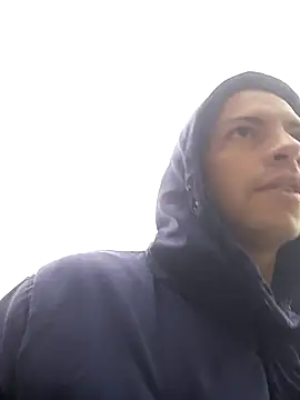 Snapshot of Thomasjons_ chatting on November 6, 2025, 12:39 pm Thomasjons online show from November 6, 2025, 12:39 pm