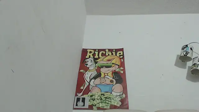 Snapshot of Thomasjons_ chatting on November 23, 2025, 12:43 am Thomasjons online show from November 23, 2025, 12:43 am