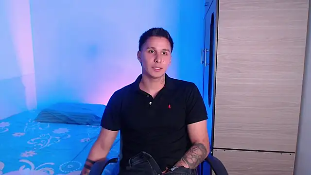 Snapshot of valentinosex1 chatting on September 30, 2025, 9:20 pm valentinosex1 online show from September 30, 2025, 9:20 pm