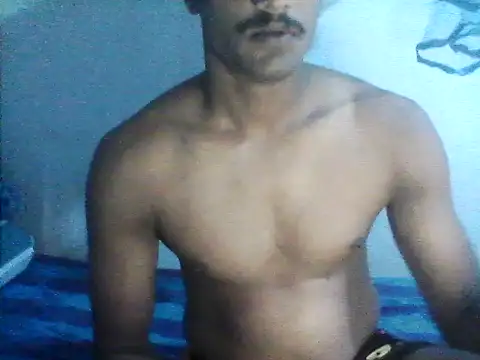 Snapshot of Bullboy8in chatting on November 13, 2025, 5:56 pm Bullboy8in online show from November 13, 2025, 5:56 pm