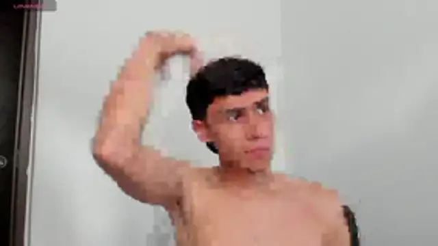 Snapshot of axel_davis_ chatting on December 15, 2025, 12:09 pm axel davis online show from December 15, 2025, 12:09 pm