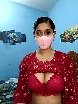 Cute Faria online show from November 24, 2025, 3:01 pm