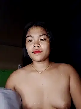 cloe candy19 online show from October 4, 2025, 1:31 pm