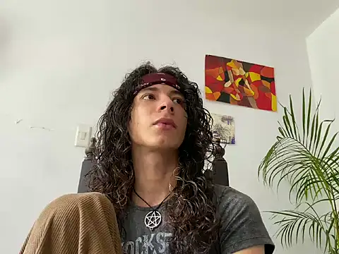 Snapshot of camille_delrey chatting on November 7, 2025, 5:13 pm camille delrey online show from November 7, 2025, 5:13 pm